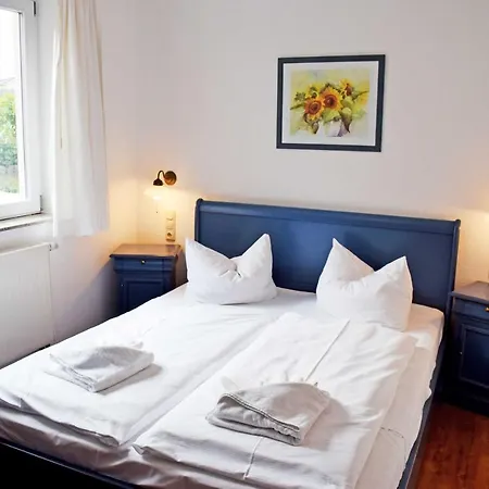 Mit Balkon Und Strandkorb 03