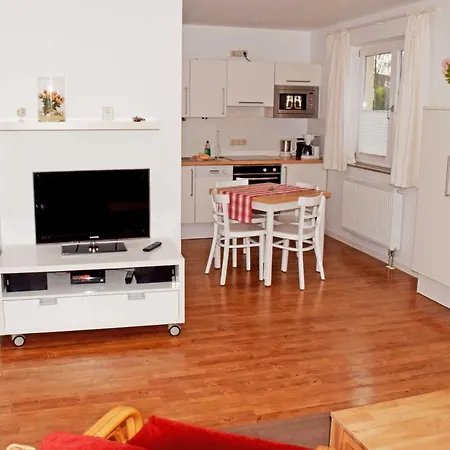 Apartment Mit Balkon Und Strandkorb 03 Sellin (Rugen)