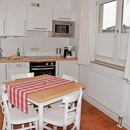 Mit Balkon Und Strandkorb 03 Sellin (Rugen)